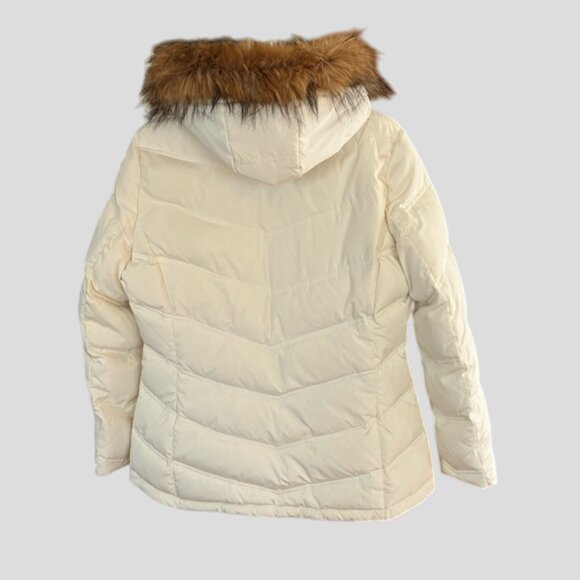 Calvin Klein Women's White Down Filled Winter Puffer Jacket Coat - Picture 2 of 16